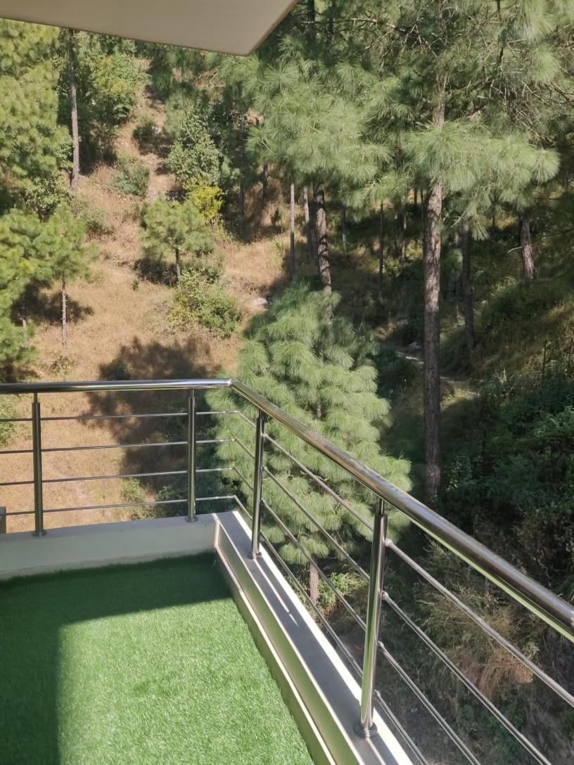 2Bhk Furnished Apartment/Near Kasauli/Barog/Luv Fun & Adventure Solan Extérieur photo